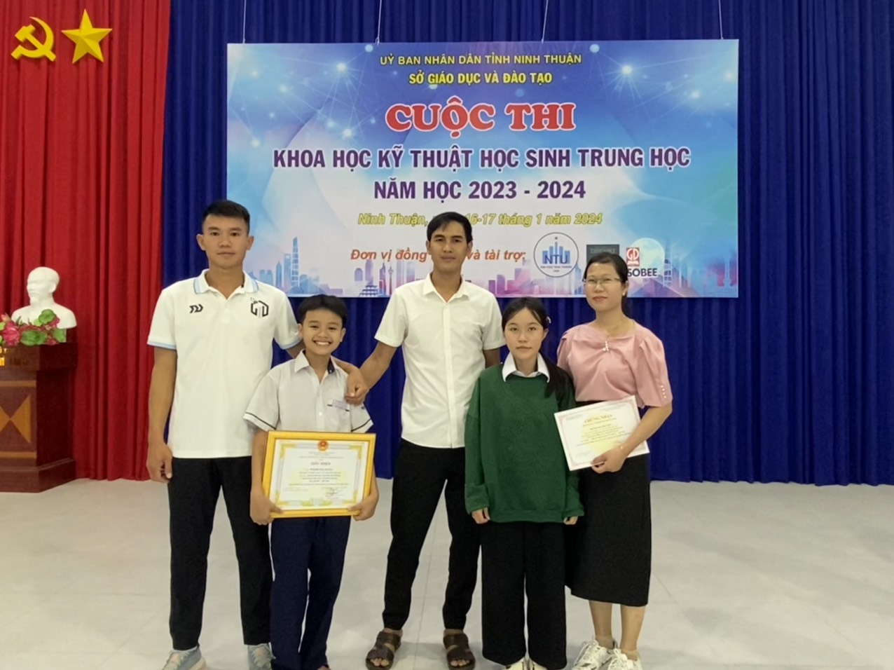 Trường THCS, THPT Nguyễn Văn Linh đạt một Giải Ba Cuộc thi KHKT cấp Tỉnh năm học 2023-2024