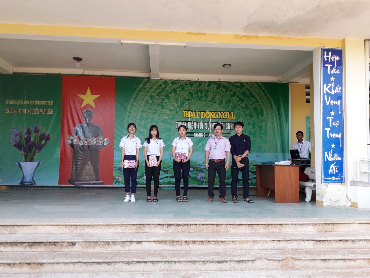 Hoạt động Ngoài giờ lên lớp tháng 9 năm học 2018-2019